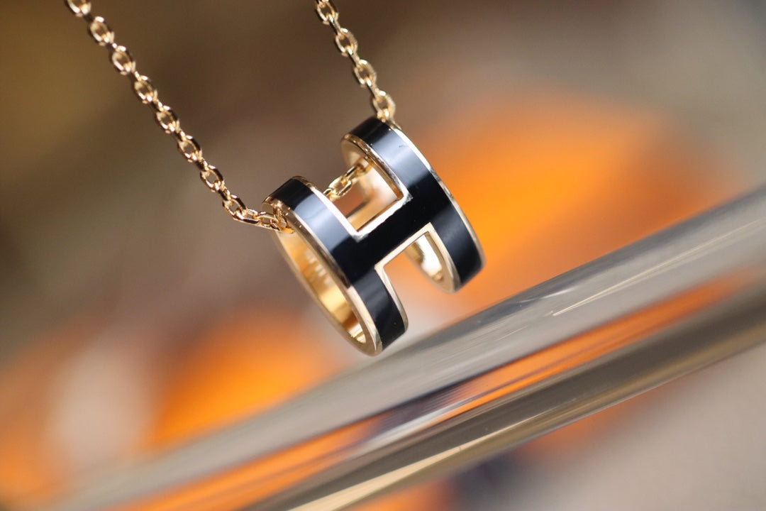 [Okajuri Jewelry]POP H PEDANT PINK GOLD