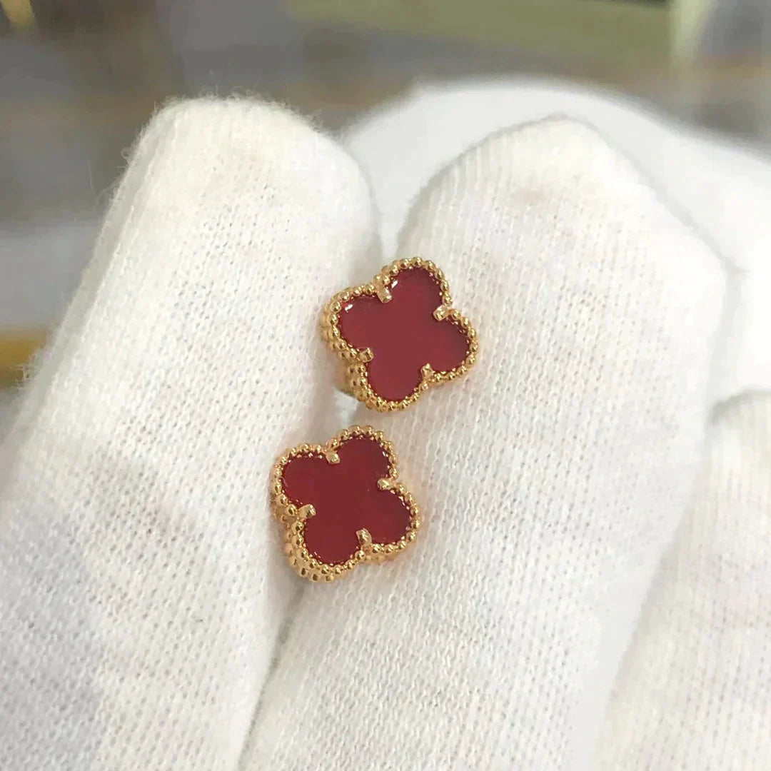 [Okajuri Jewelry]CLOVER MINI 9.5MM CARNELIAN EARRINGS