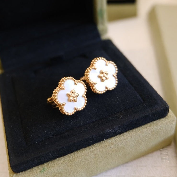[Okajuri Jewelry]LUCKY PINK GOLD WHITE MOP EARRINGS