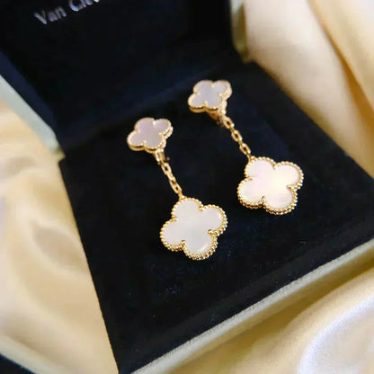 [Okajuri Jewelry]CLOVER 2 MOTIF WHITE MOP EARRINGS