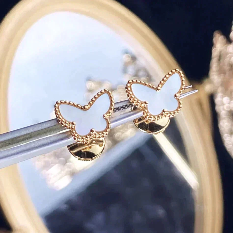 [Okajuri Jewelry]SWEET BUTTERFLY MOP EARSTUDS