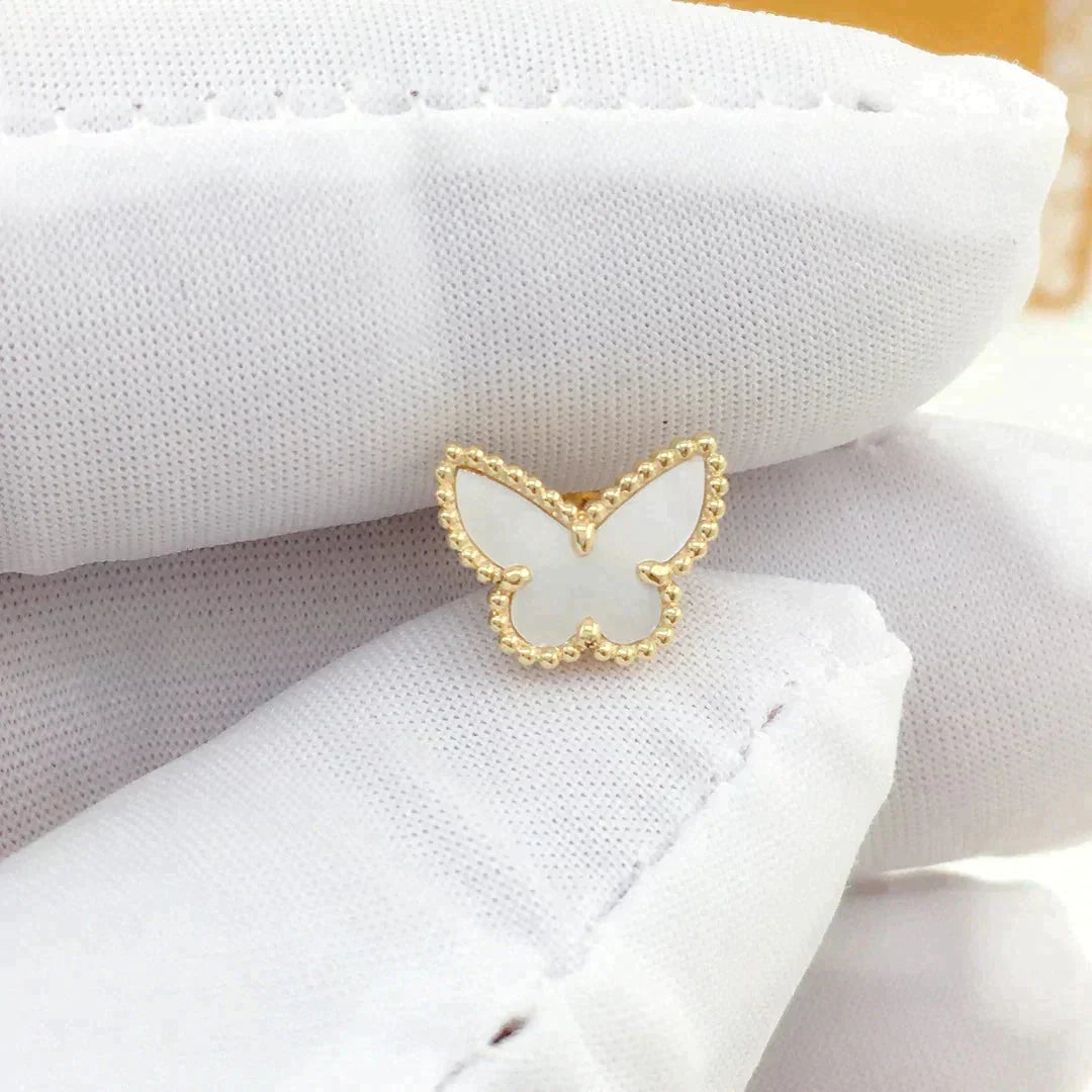 [Okajuri Jewelry]SWEET BUTTERFLY MOP EARSTUDS