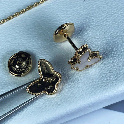 [Okajuri Jewelry]SWEET BUTTERFLY MOP EARSTUDS