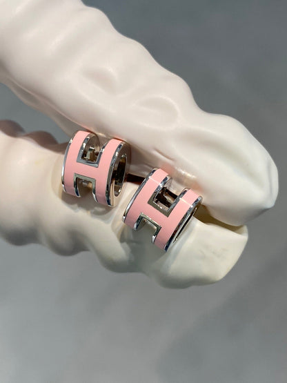 [Okajuri Jewelry]MINI POP H SILVER EARRINGS PINK