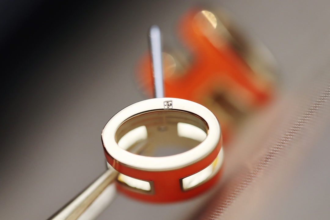 [Okajuri Jewelry]MINI POP H EARRINGS ORANGE