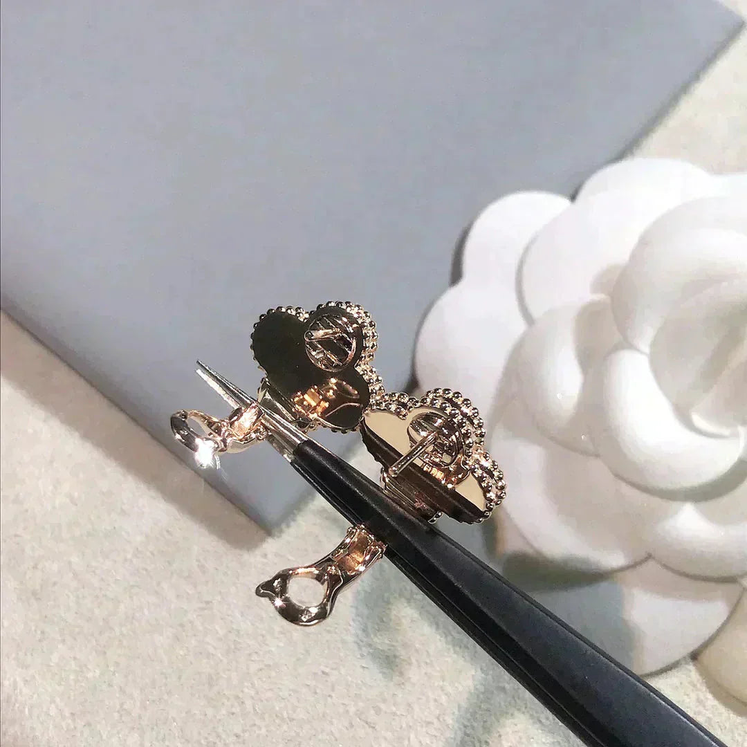 [Okajuri Jewelry]CLOVER MEDIUM 1 MOTIFS  PINK MOP DIAMOND EARRINGS