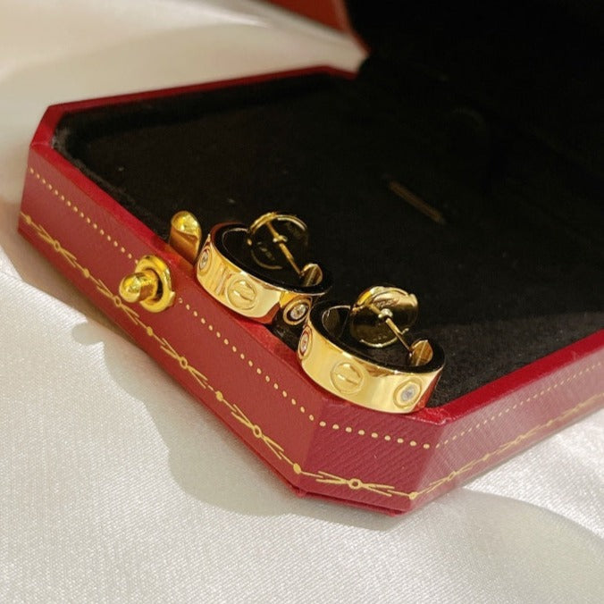 [Okajuri Jewelry] LOVE EARRINGS 5.7MM 2 DIAMONDS
