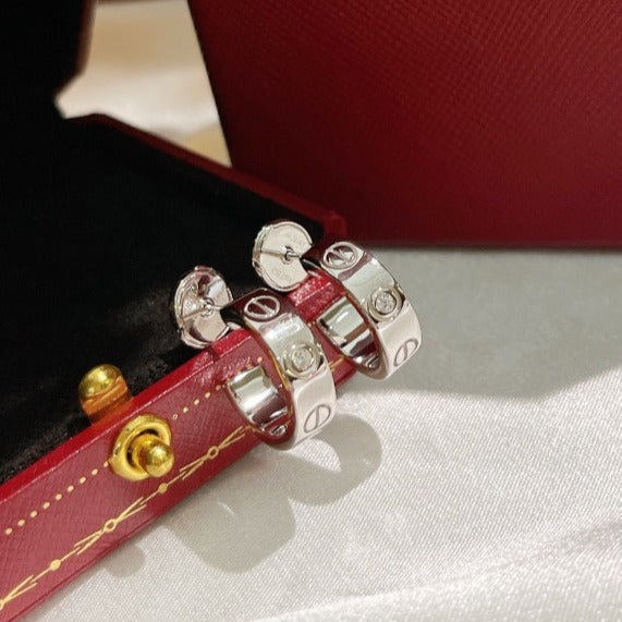 [Okajuri Jewelry]LOVE EARRINGS 5.7MM 2 DIAMONDS