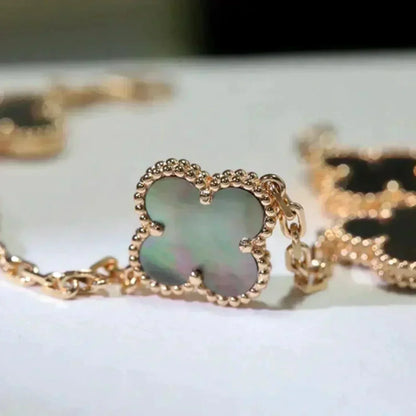 [Okajuri Jewelry]CLOVER 5 MOTIF GRAY MOP  BRACELET