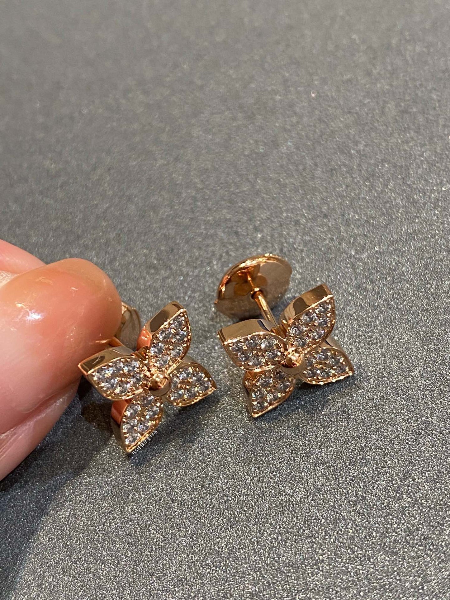 [Okajuri Jewelry]STAR DIAMOND EARRINGS
