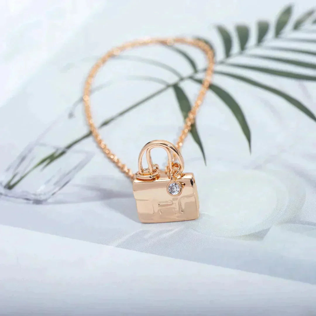 [Okajuri Jewelry]AMULETTE PEDANT ROSE GOLD NECKLACE