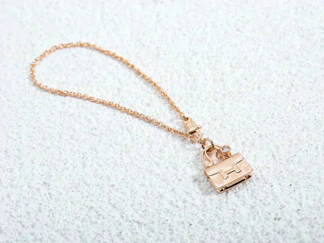 [Okajuri Jewelry]AMULETTE PEDANT ROSE GOLD NECKLACE