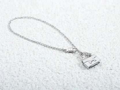 [Okajuri Jewelry]AMULETTE PEDANT SILVER NECKLACE