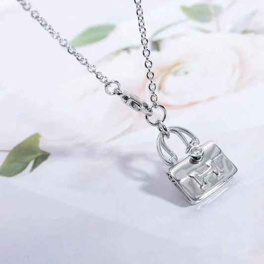 [Okajuri Jewelry]AMULETTE PEDANT SILVER NECKLACE