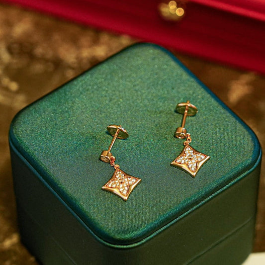 [Okajuri Jewelry]STAR DIAMONDS EARRINGS GOLD
