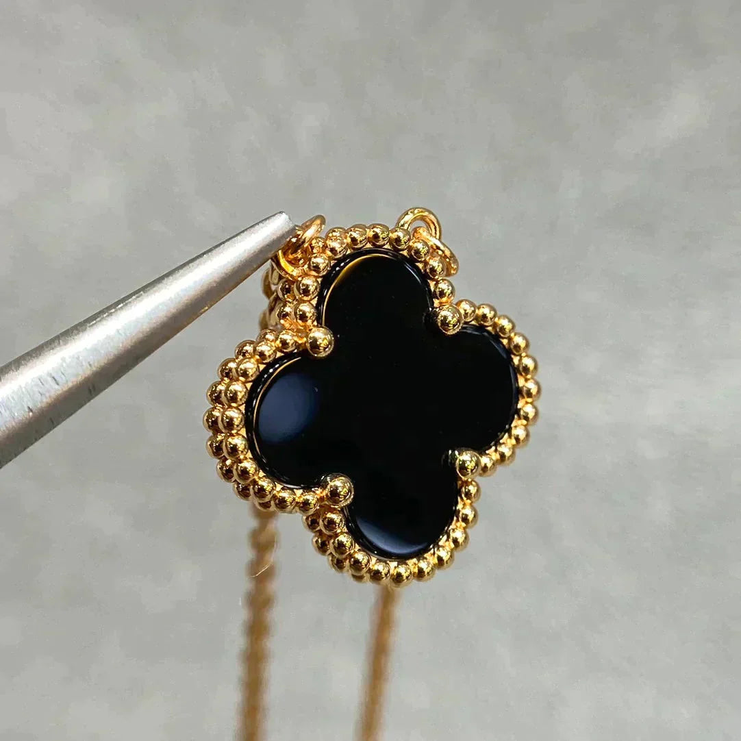 [Okajuri Jewelry] CLOVER 15MM BLACK ONYX SINGLE FLOWER NECKLACE