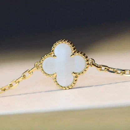 [Okajuri Jewelry]CLOVER 20 MOTIFS WHITE MOP NECKLACE