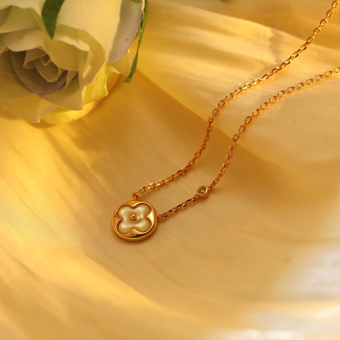[Okajuri Jewelry]SUN PEDANT PINK GOLD 1 DIAMOND NECKLACE