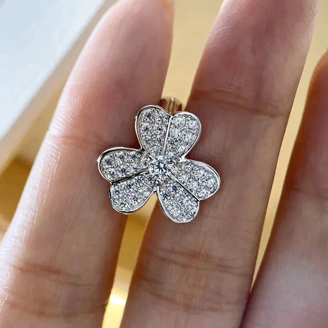 [Okajuri Jewelry]CLOVER COMOS DIAMOND EARRINGS SILVER