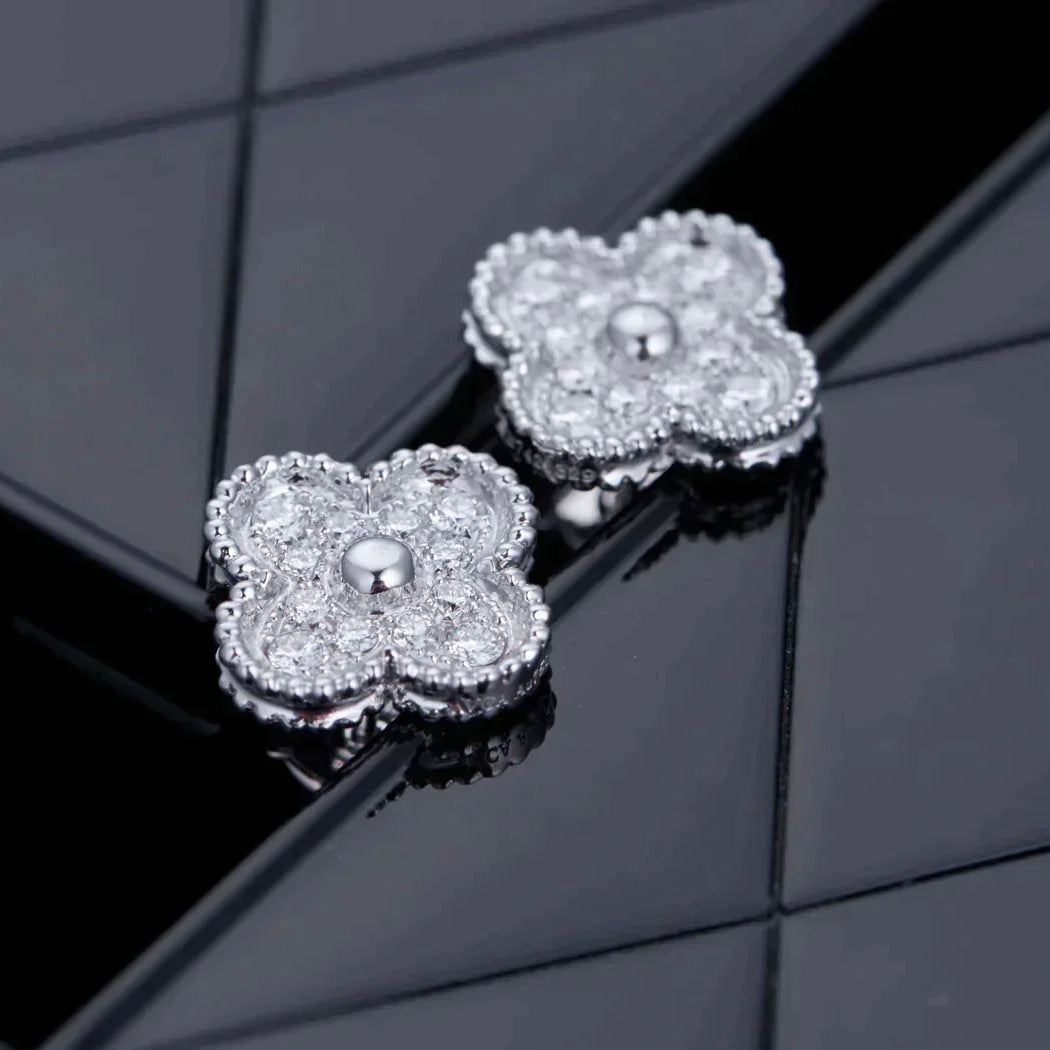 [Okajuri Jewelry]CLOVER 1 MOTIFS DIAMOND STUD EARRINGS SILVER