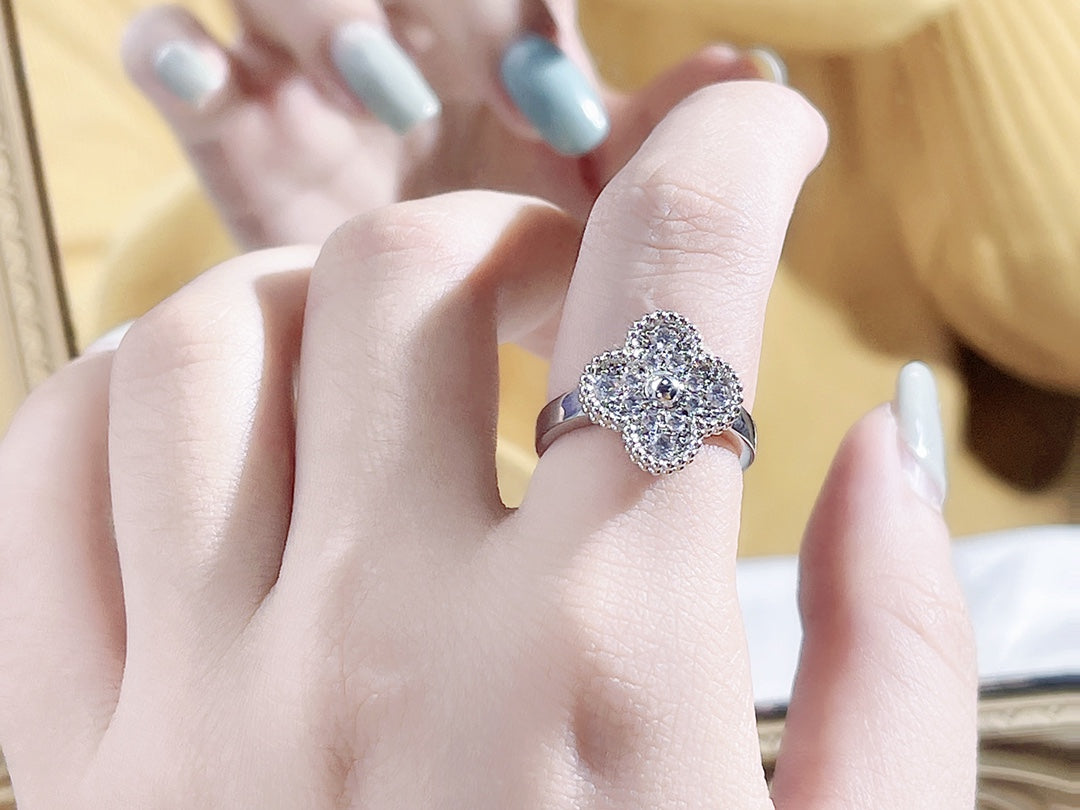 [Okajuri Jewelry]CLOVER DIAMOND RING
