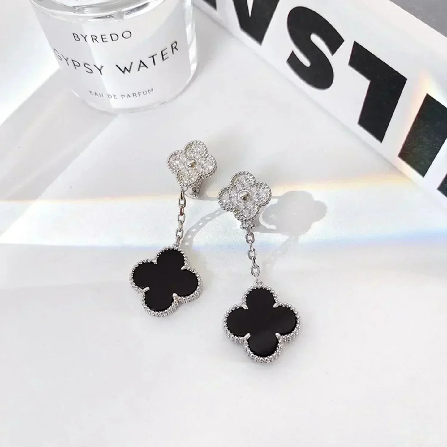 [Okajuri Jewelry]CLOVER 2 MOTIFS  DIAMOND ONYX EARRINGS SILVER