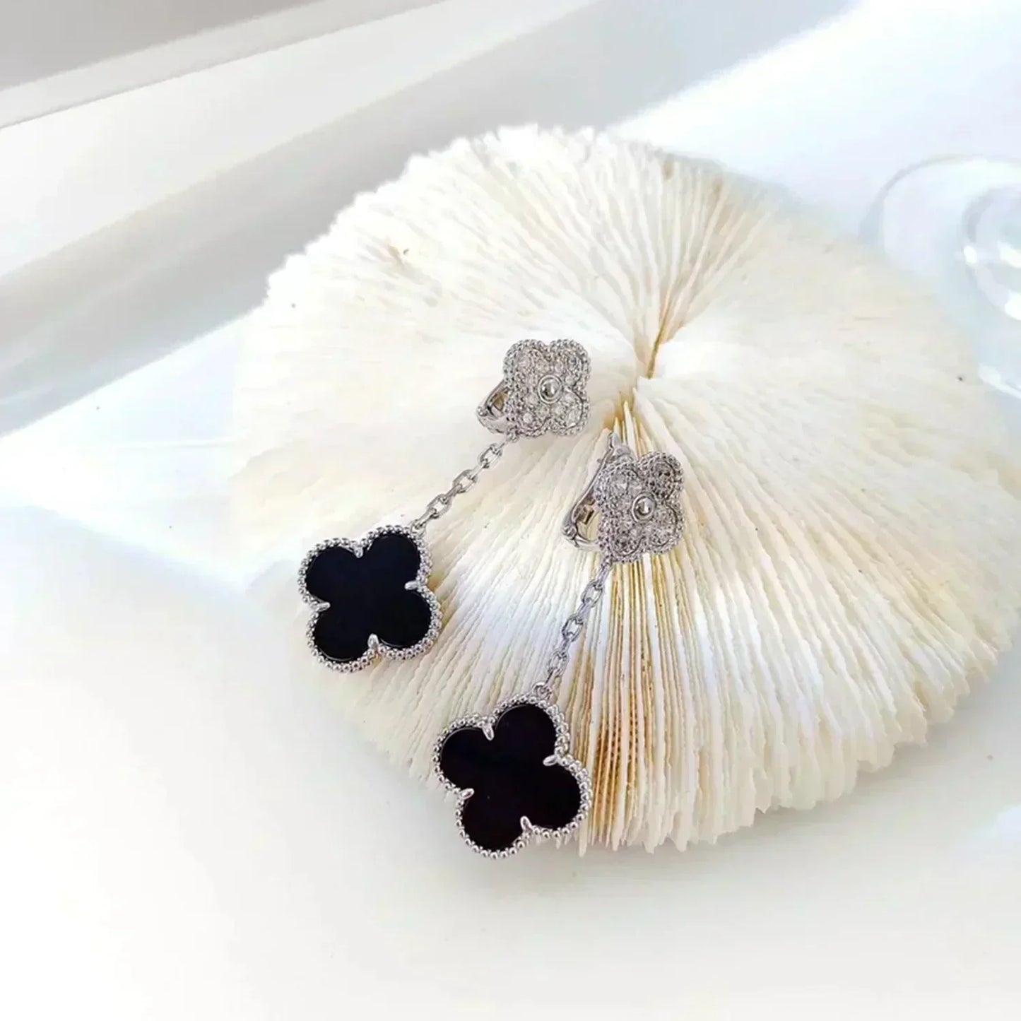 [Okajuri Jewelry]CLOVER 2 MOTIFS  DIAMOND ONYX EARRINGS SILVER