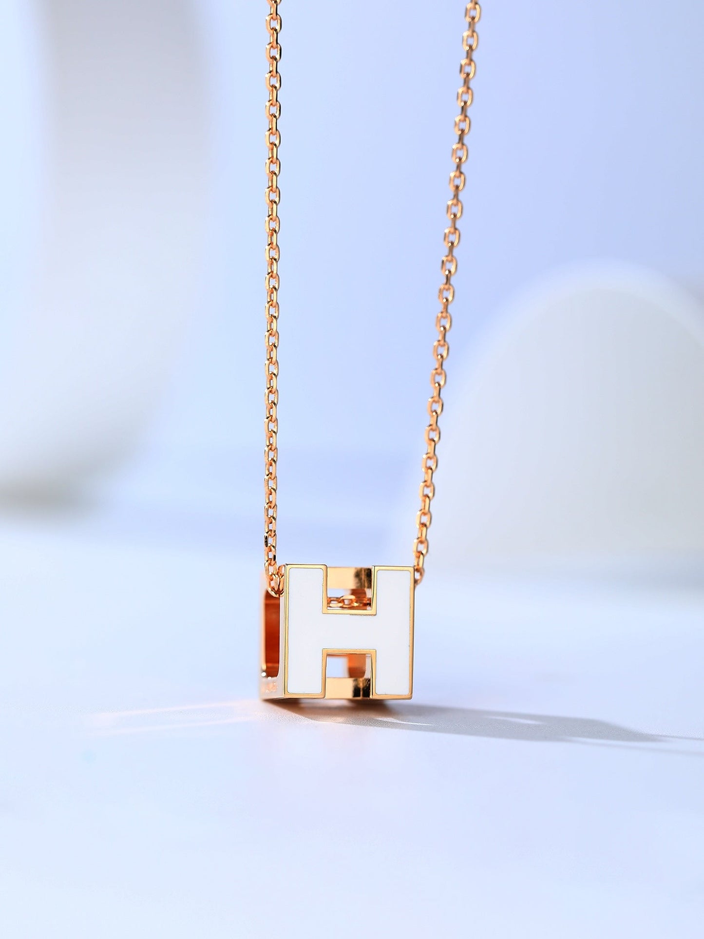 [Okajuri Jewelry]H CAGE PINK GOLD NECKLACE