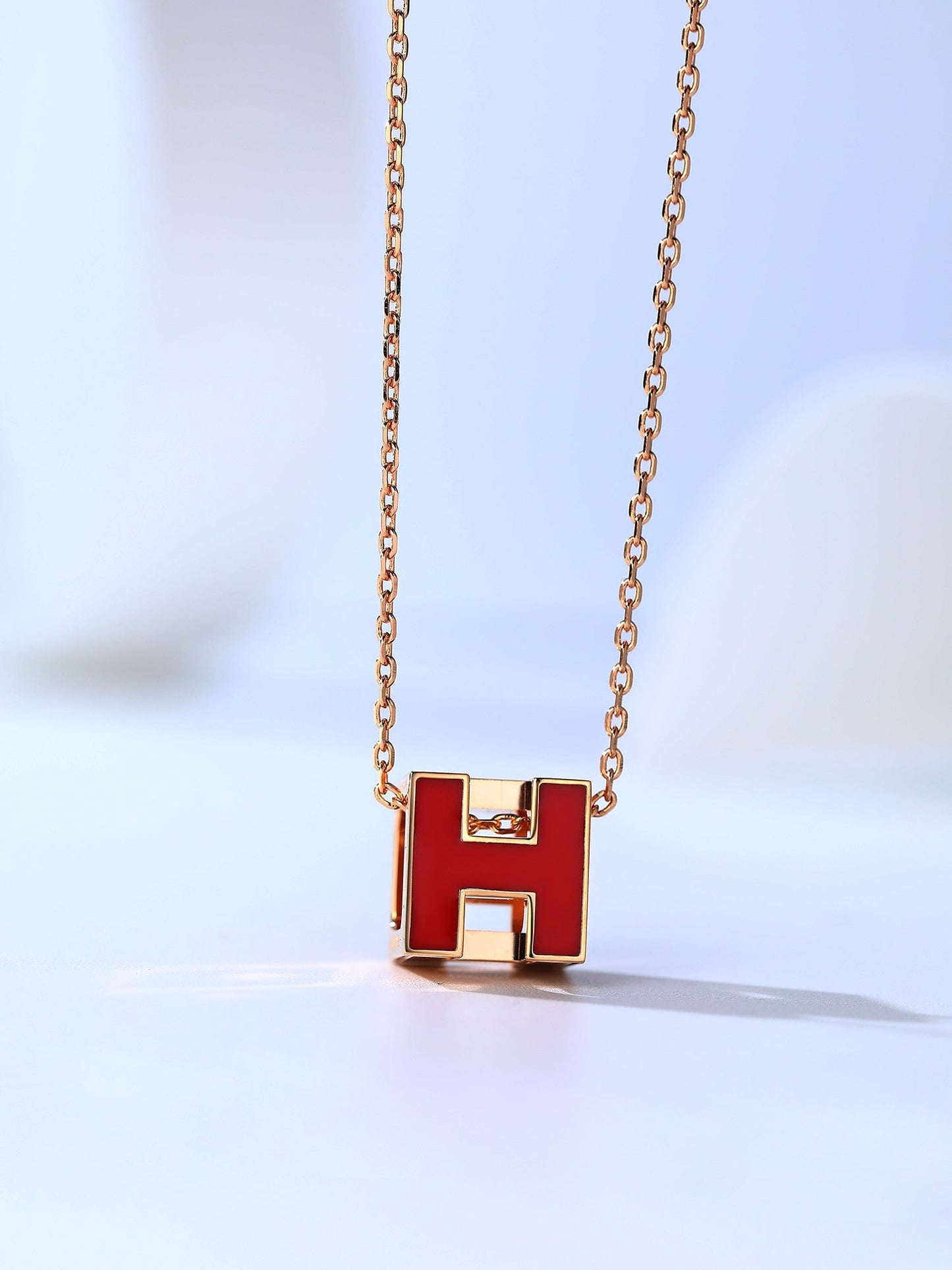 [Okajuri Jewelry]H CAGE PINK GOLD NECKLACE