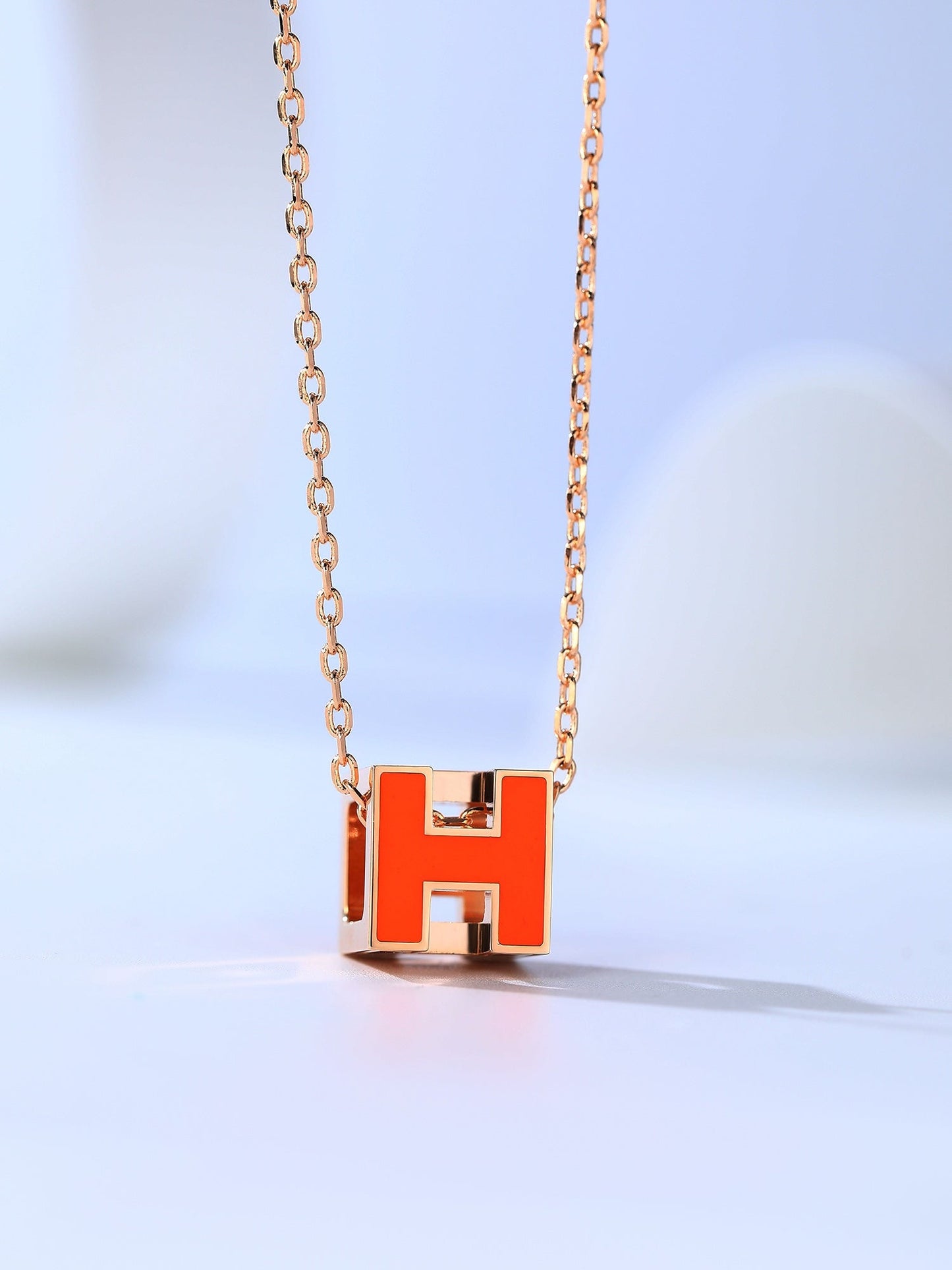 [Okajuri Jewelry]H CAGE PINK GOLD NECKLACE