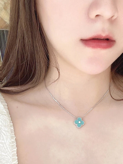 [Okajuri Jewelry]CLOVER 1 DIAMOND LIGHT BLUE SILVER NECKLACE