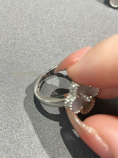 [Okajuri Jewelry]CLOVER SILVER MOP DIAMOND RING