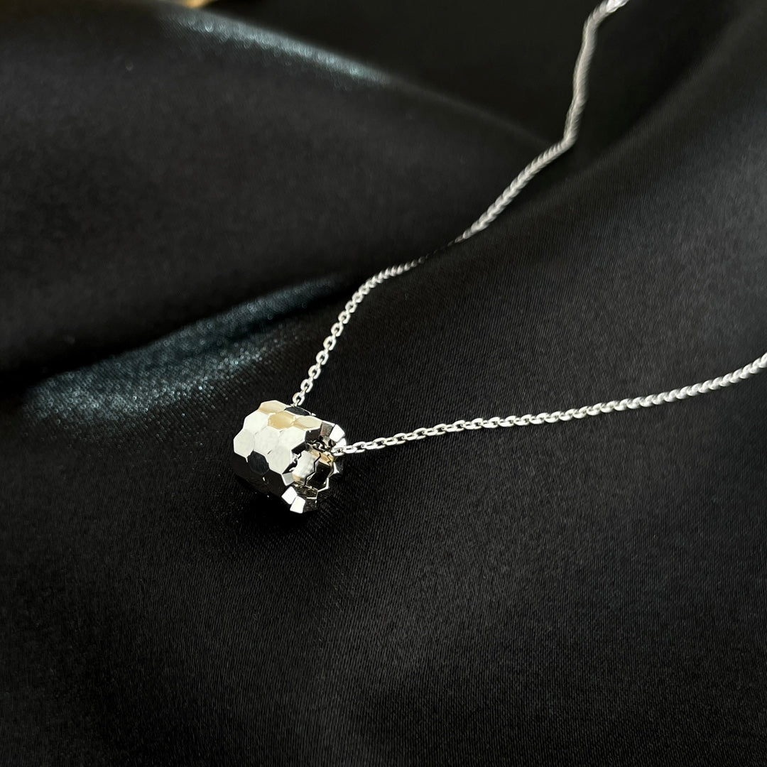 [Okajuri Jewelry]BEE MINI NECKLACE