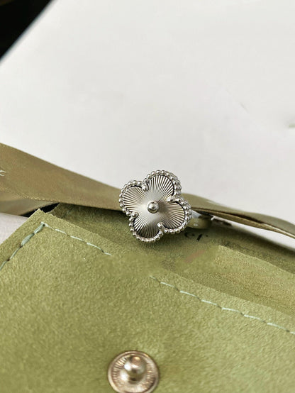 [Okajuri Jewelry]CLOVER SILVER RING