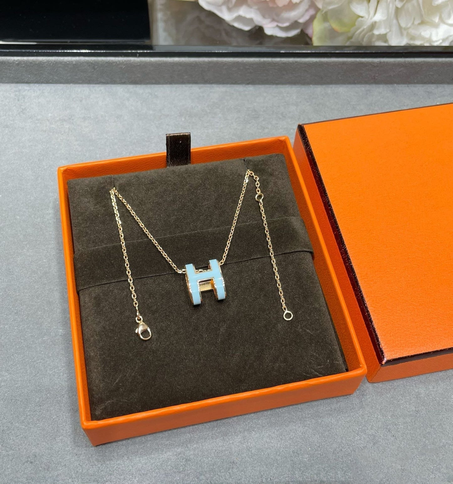 [Okajuri Jewelry]POP H SKY BLUE NECKLACE