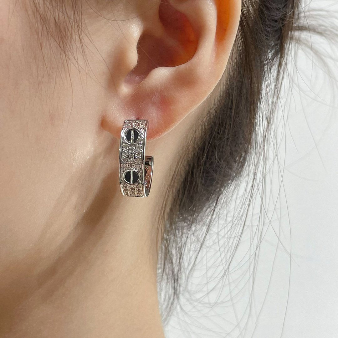 [Okajuri Jewelry] LOVE CERAMIC DIAMOND PAVED SILVER EARRINGS