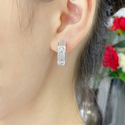 [Okajuri Jewelry] LOVE 5.5MM DIAMOND PAVED EARRINGS