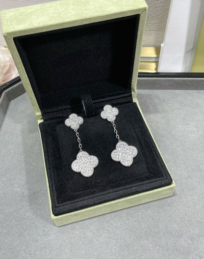 [Okajuri Jewelry]CLOVER 2 MOTIFS DIAMOND PAVED SILVER EARRINGS