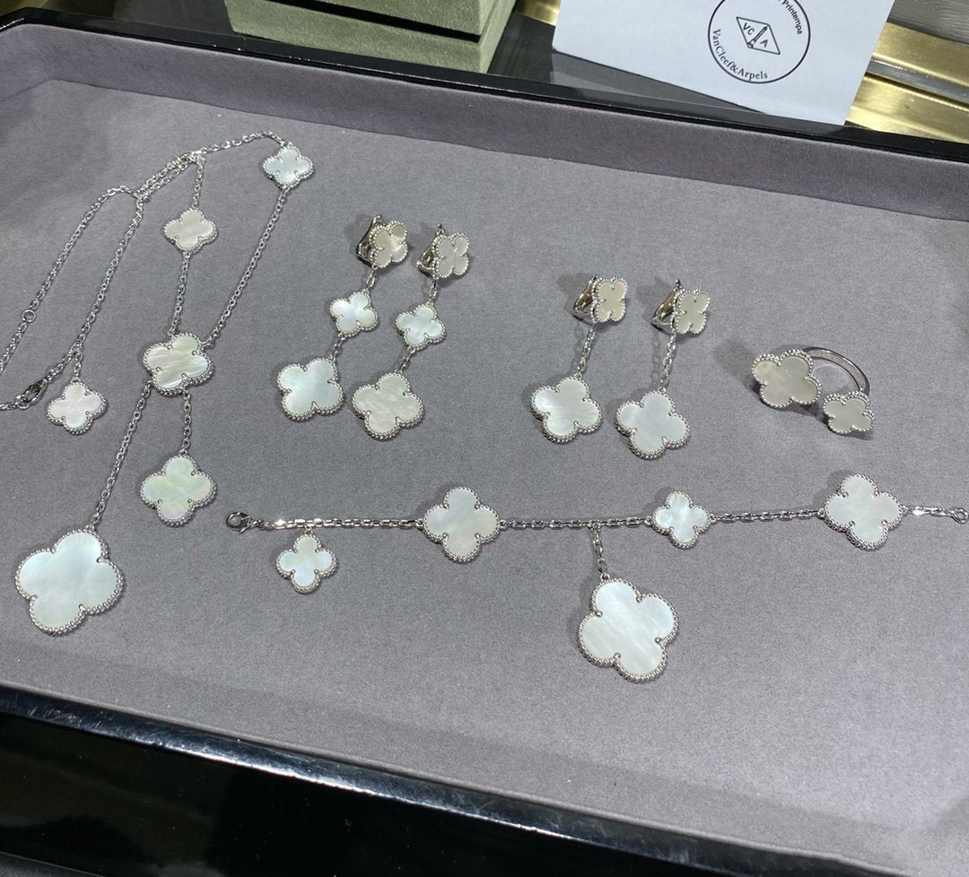 [Okajuri Jewelry]CLOVER 5 MOTIF WHITE MOP SILVER BRACELET