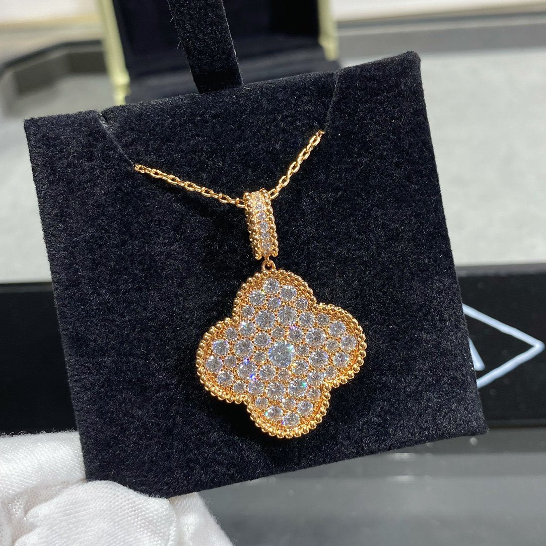 [Okajuri Jewelry]CLOVER 25MM LARGE PEDANT DIAMOND PAVED LONG NECKLACE