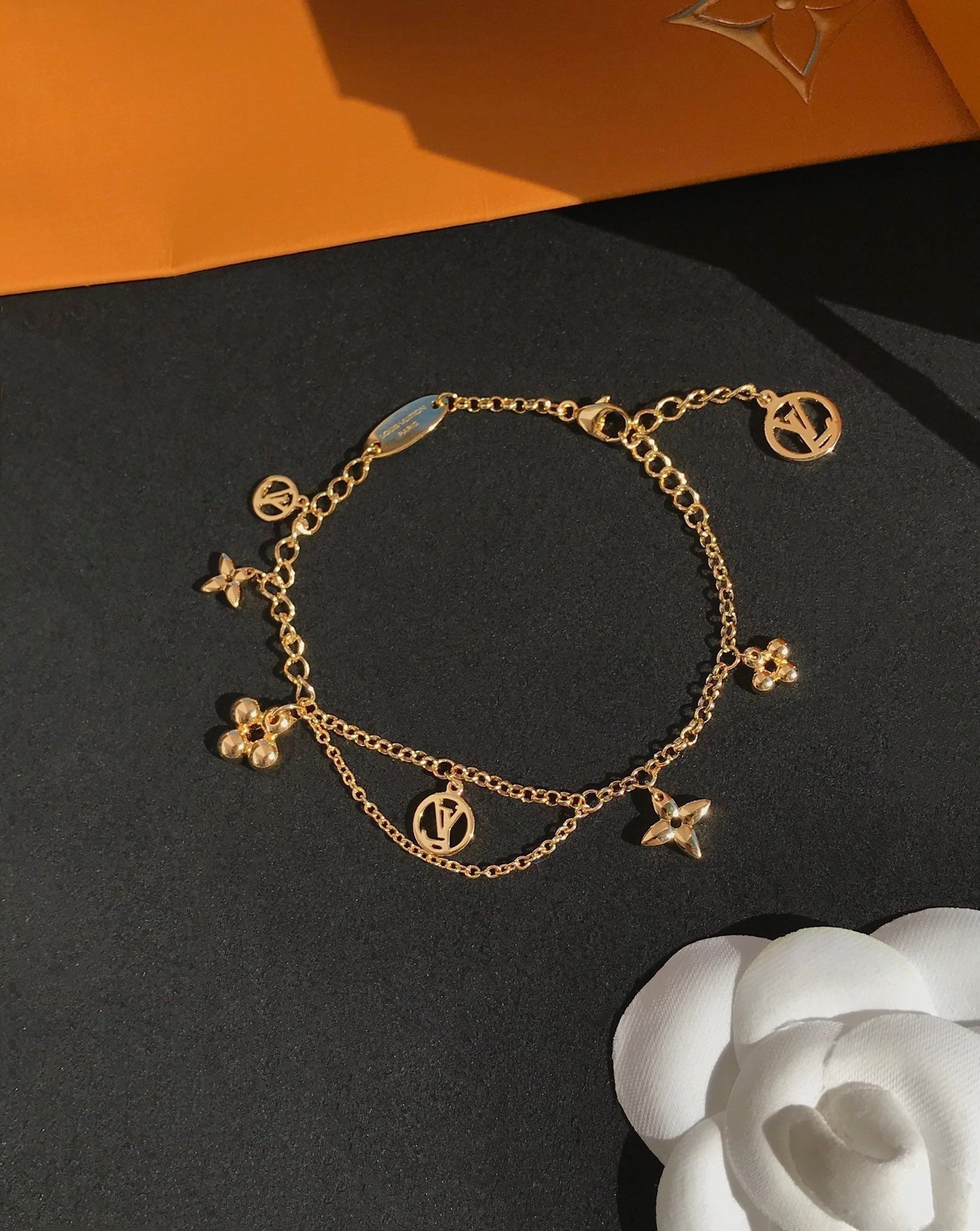 [Okajuri Jewelry]BLOOMING PINK GOLD MOP BRACELET