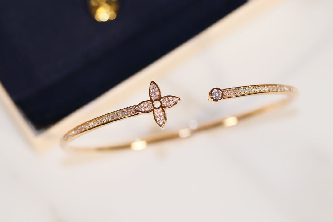 [Okajuri Jewelry]IDYLLE GOLD OPEN BRACELET DIAMOND PAVED