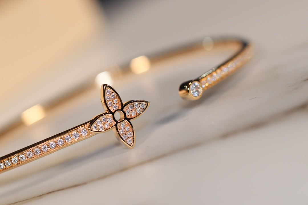 [Okajuri Jewelry]IDYLLE GOLD OPEN BRACELET DIAMOND PAVED