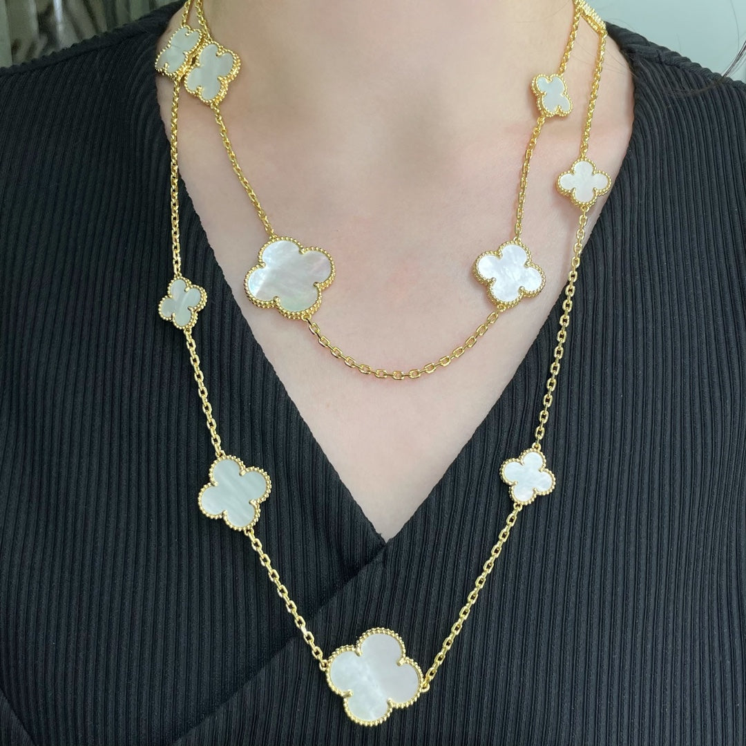 [Okajuri Jewelry]CLOVER 16 MOTIF WHITE MOP GOLD NECKLACE