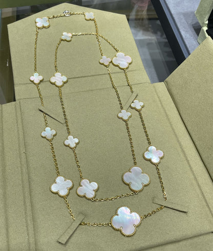 [Okajuri Jewelry]CLOVER 16 MOTIF WHITE MOP GOLD NECKLACE