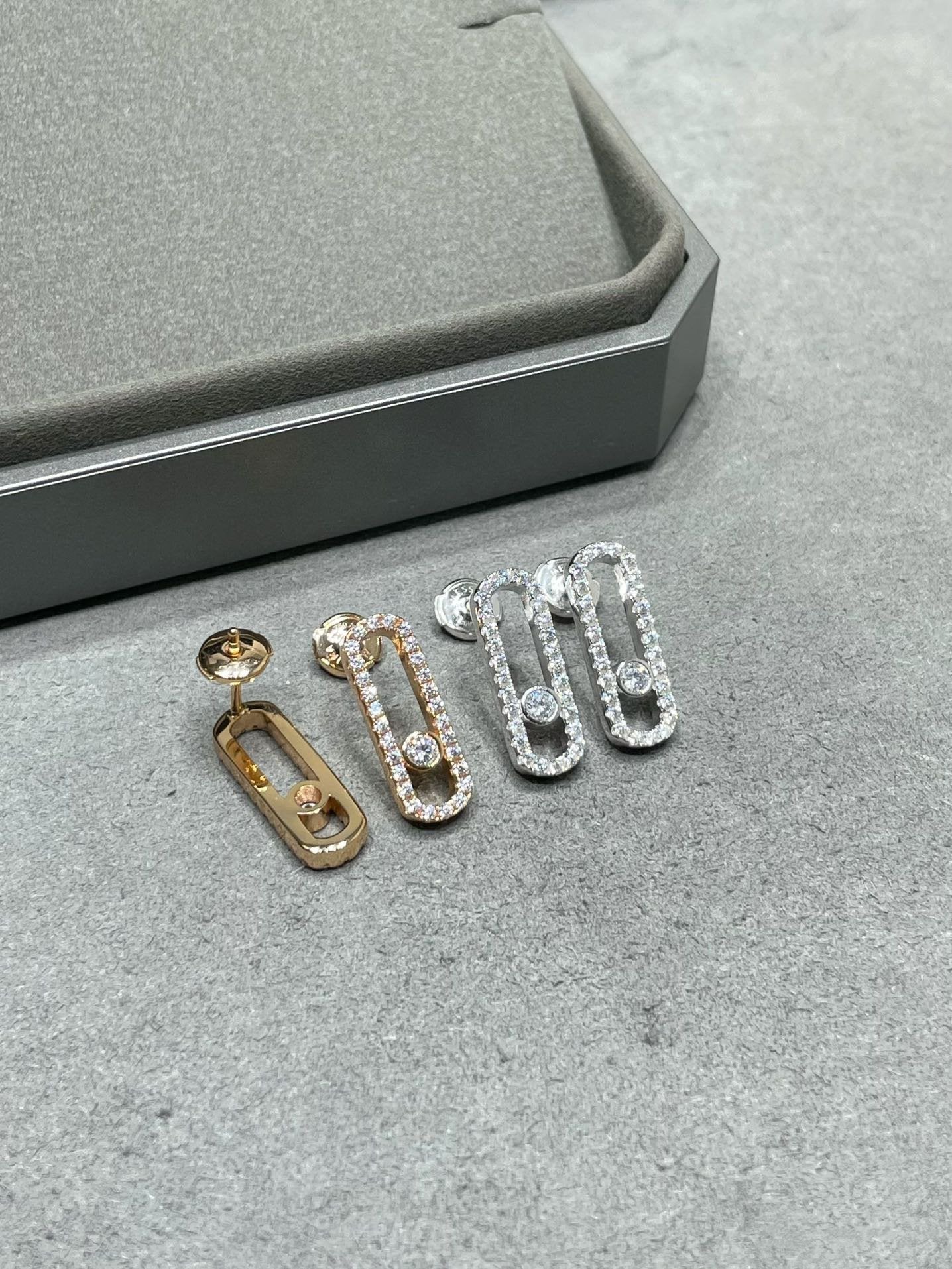 [Okajuri Jewelry]MOVE UNO STUD DIAMOND PAVED EARRINGS