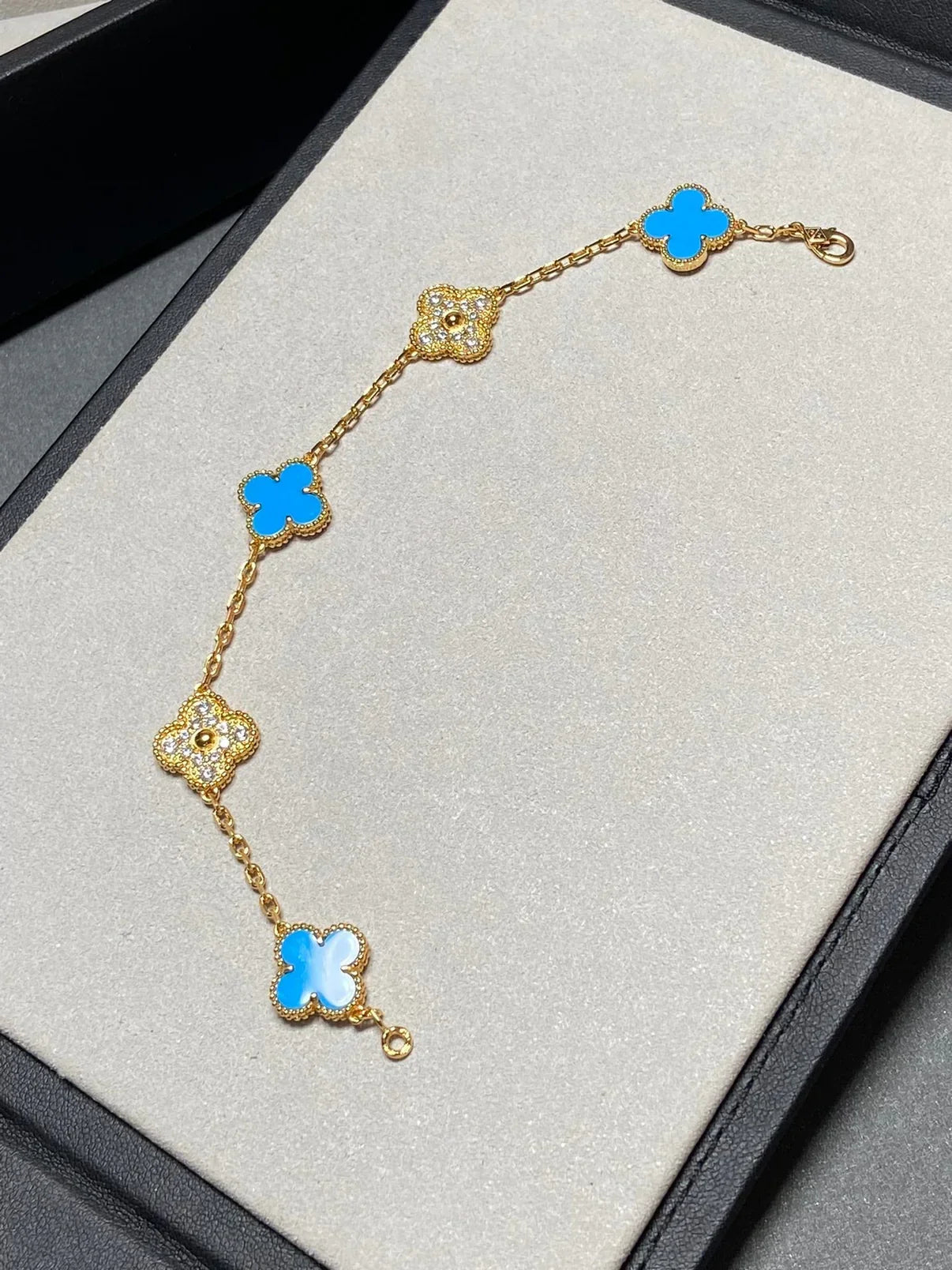 [Okajuri Jewelry]  CLOVER 5 MOTIF BLUE AGATE BRACELET COLLECTION