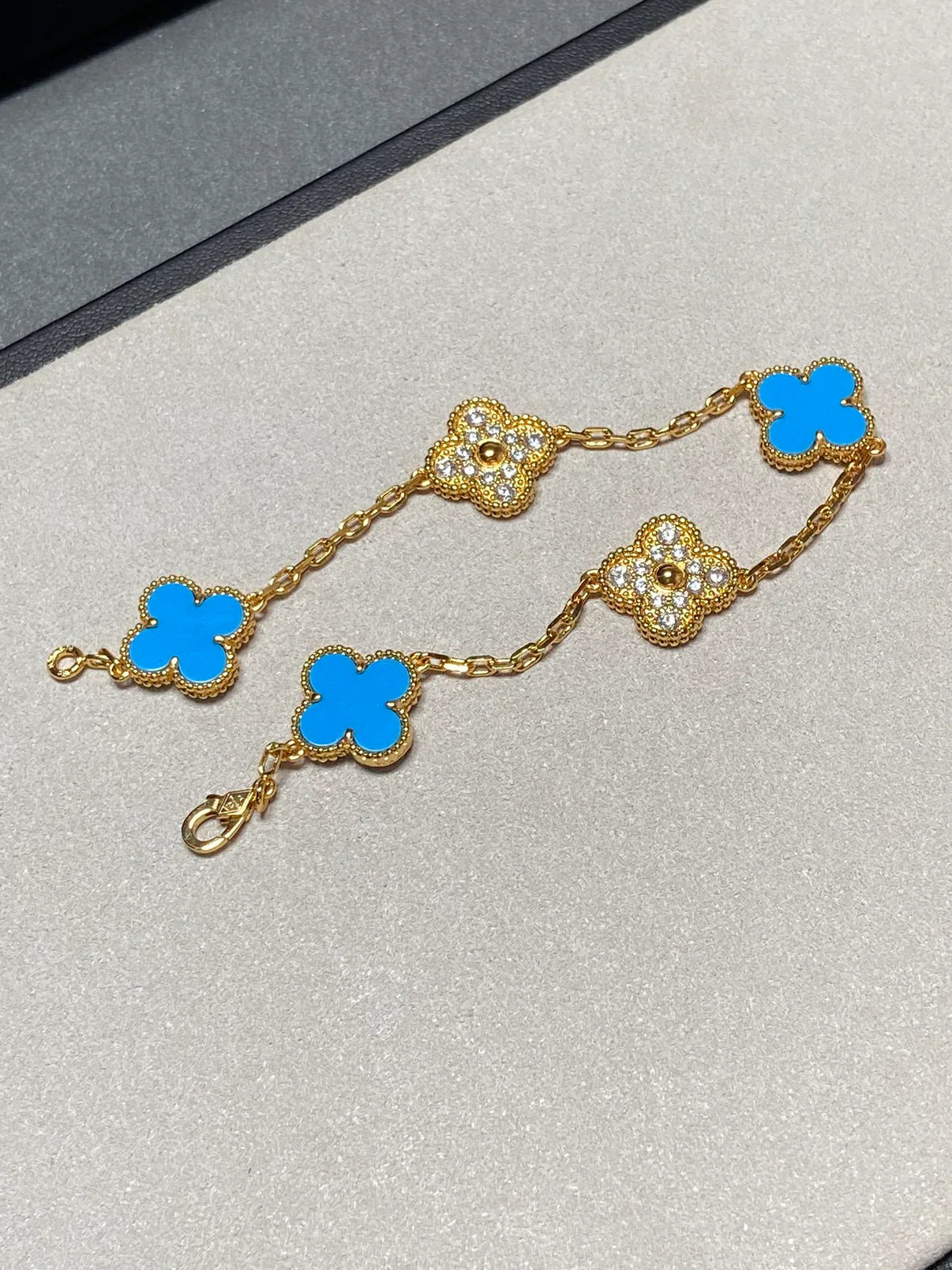 [Okajuri Jewelry] CLOVER 5 MOTIF BLUE AGATE BRACELET COLLECTION