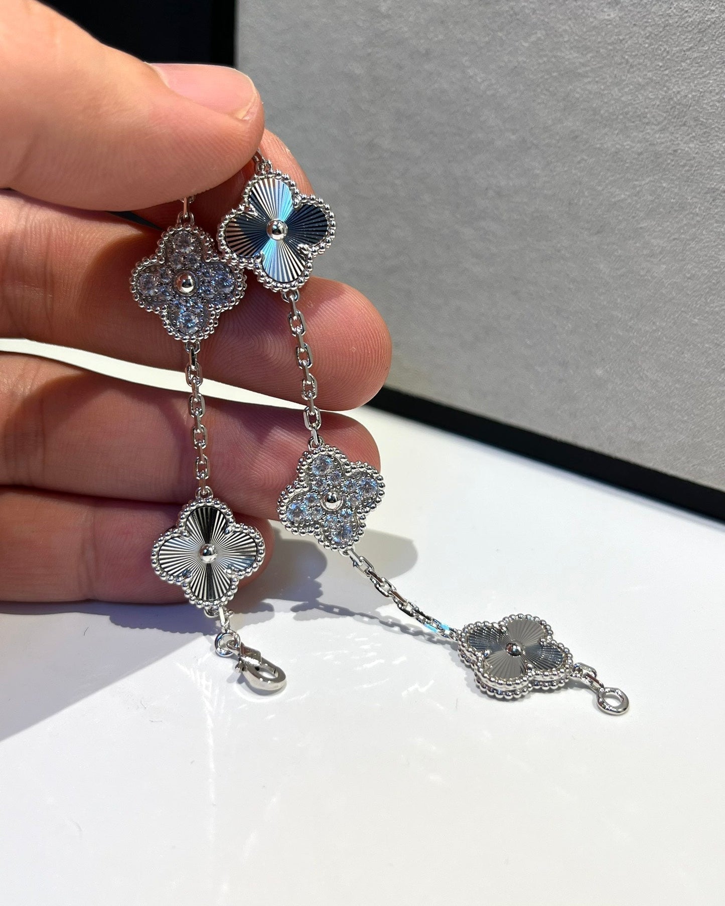 [Okajuri Jewelry]  CLOVER 5 MOTIF LASER BRACELET COLLECTION