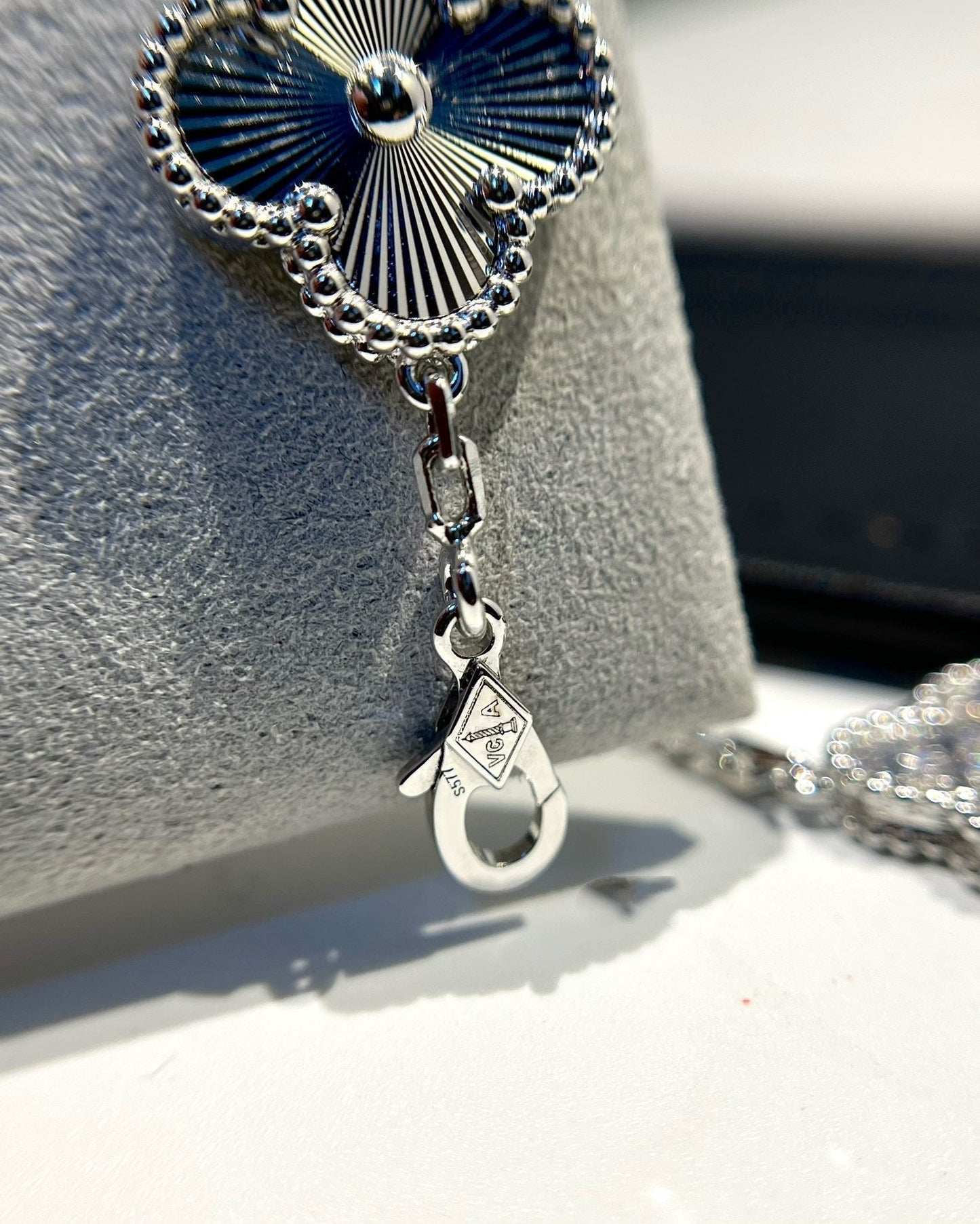 [Okajuri Jewelry]  CLOVER 5 MOTIF LASER BRACELET COLLECTION